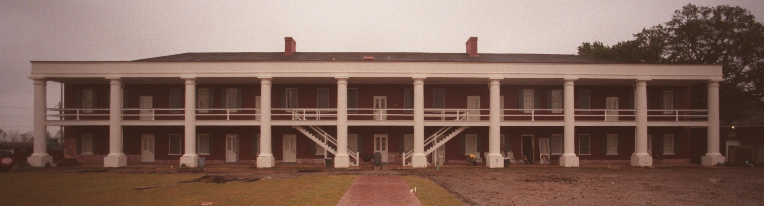 Pentagon Barracks... 01/15/98